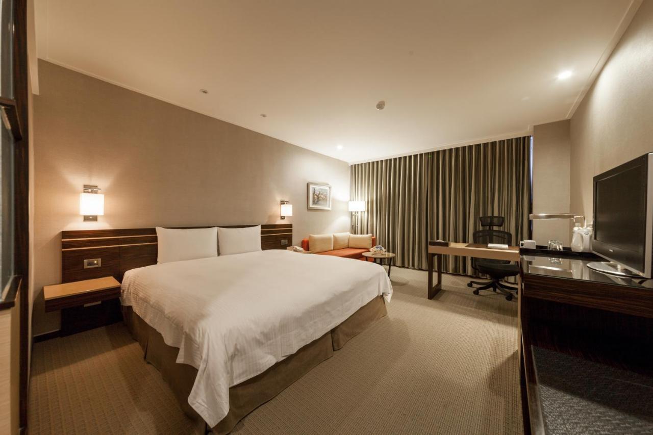 סינצ'ו סיטי Sol Hotel מראה חיצוני תמונה